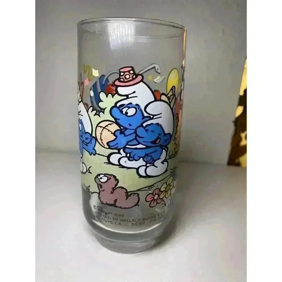 Vintage Smurf Drinking Glass Clumsy Smurf Peyo Wallace Berrie & Co 1983 - Picture 3 of 9